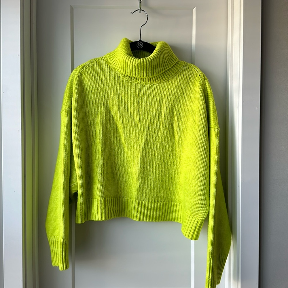 525 America Women's Relaxed Turtleneck Sweater - Picture 3 of 7